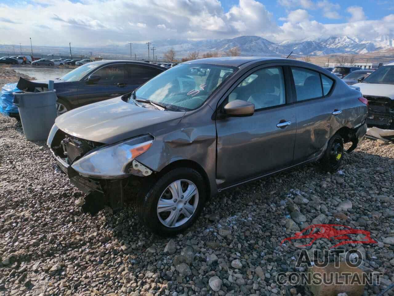 NISSAN VERSA 2017 - 3N1CN7AP8HK412936