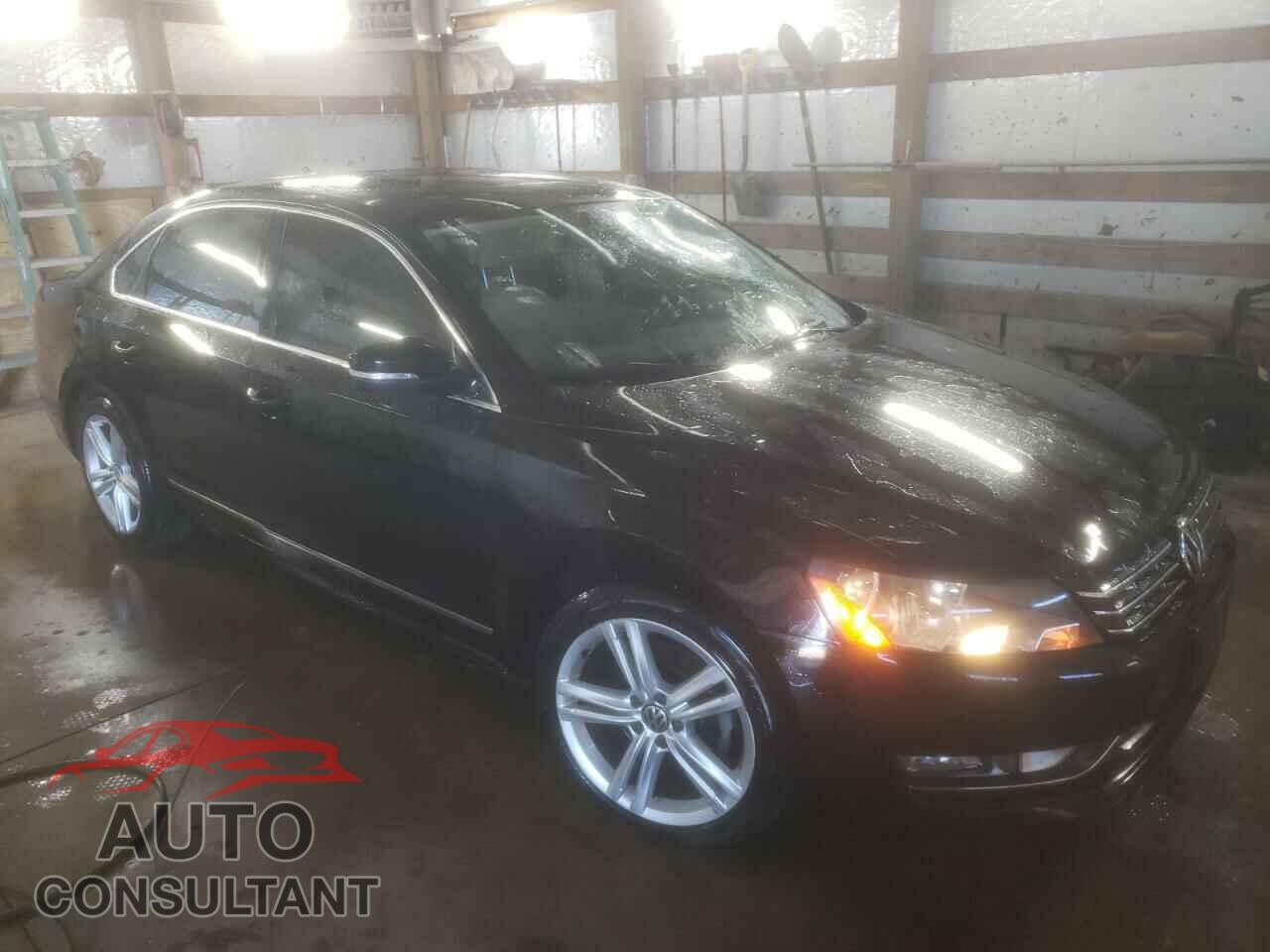 VOLKSWAGEN PASSAT 2013 - 1VWCN7A32DC009266