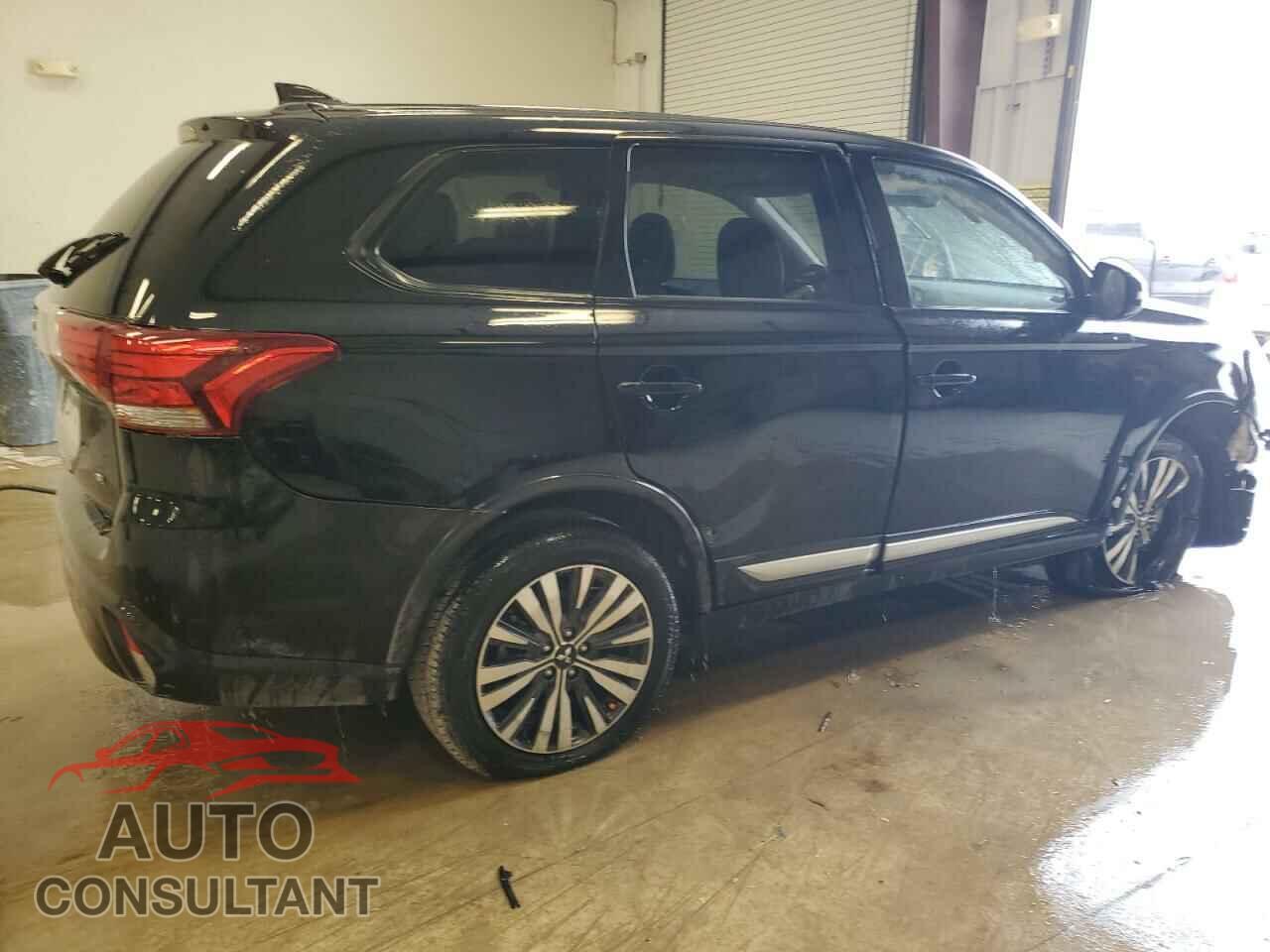 MITSUBISHI OUTLANDER 2020 - JA4AD3A31LZ044201