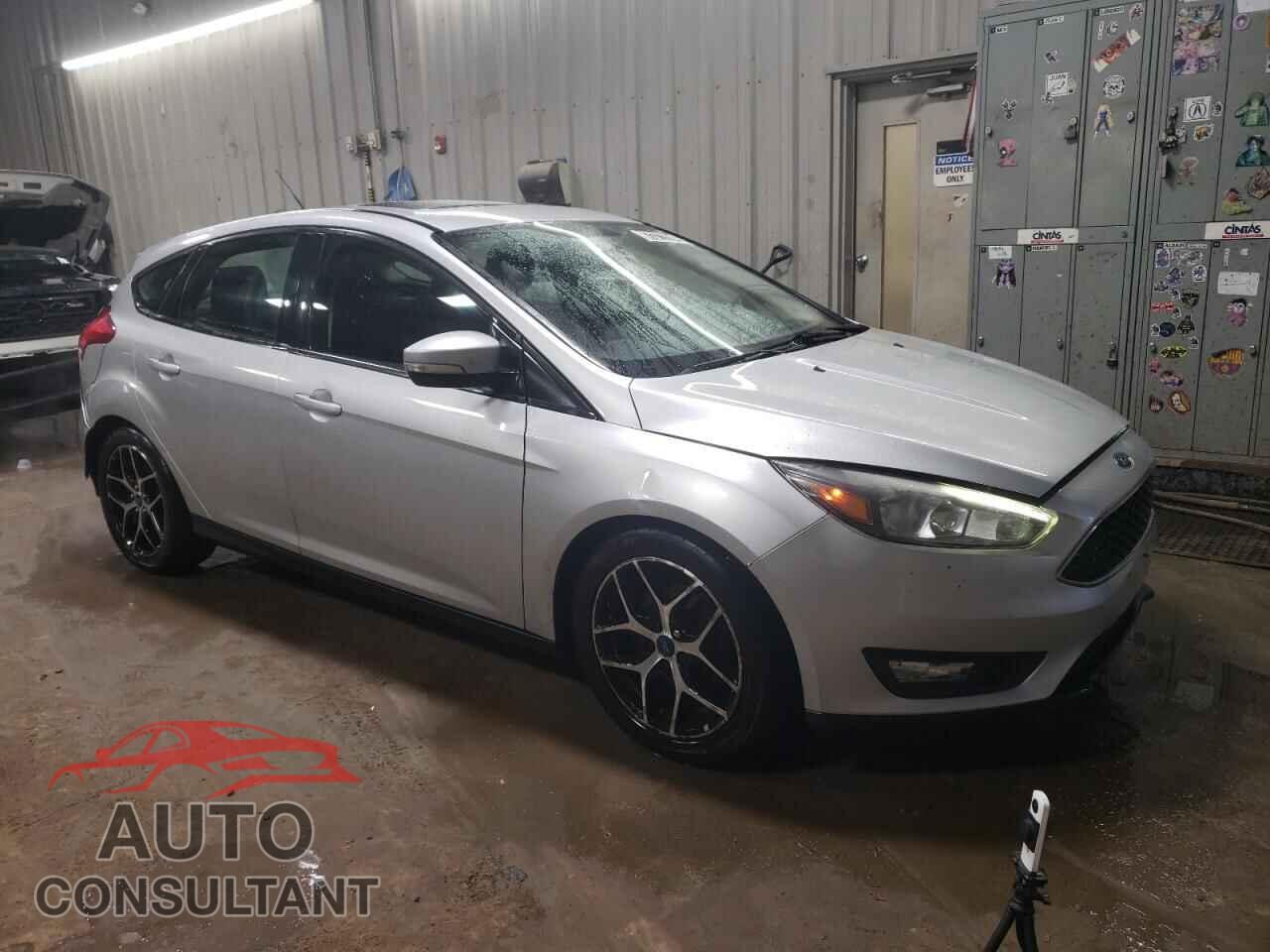 FORD FOCUS 2017 - 1FADP3M25HL346572