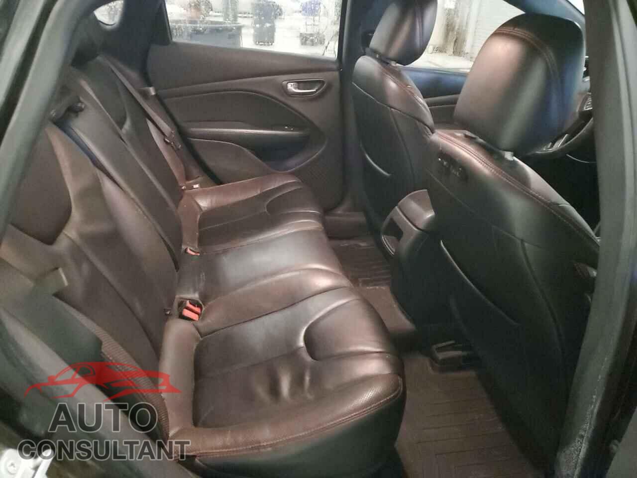 DODGE DART 2015 - 1C3CDFEB4FD353006
