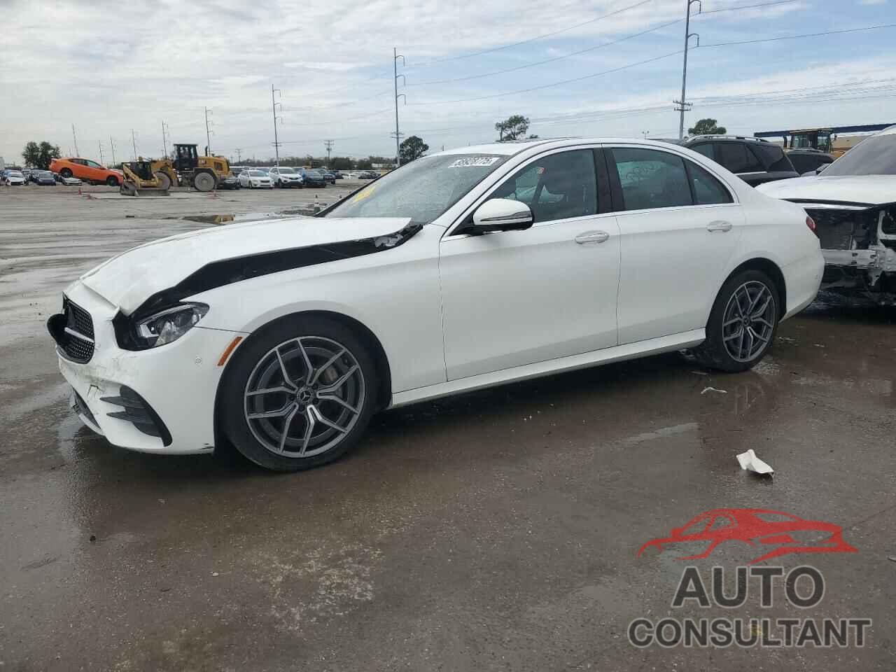 MERCEDES-BENZ E-CLASS 2022 - W1KZF8DB9NB070694