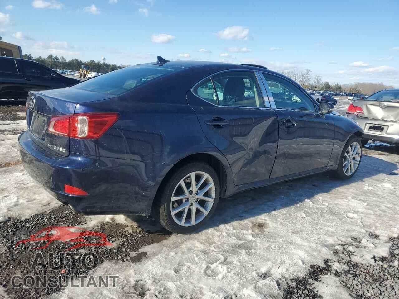 LEXUS IS 2012 - JTHCF5C24C5053733