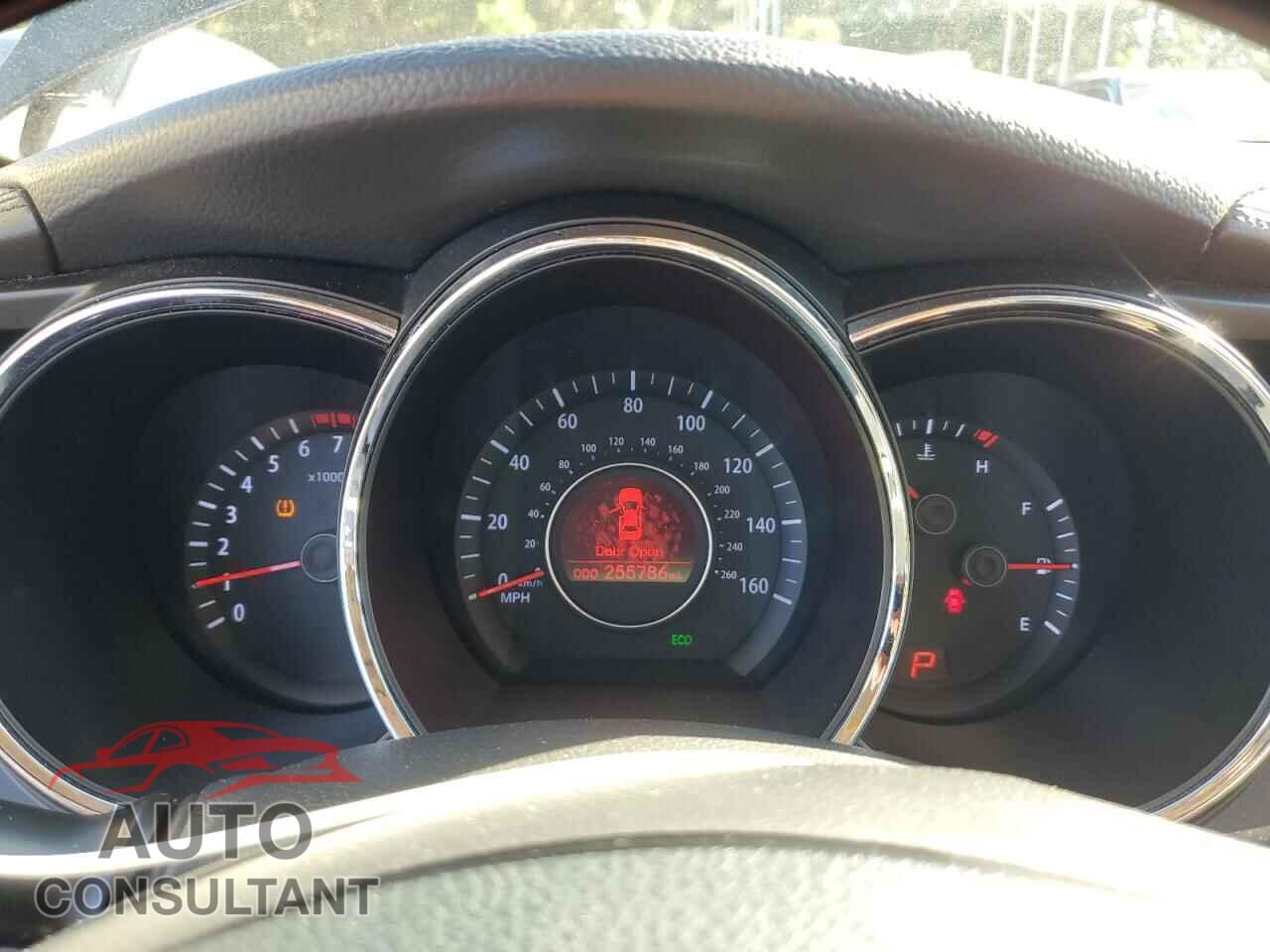 KIA OPTIMA 2011 - KNAGN4A74B5057856