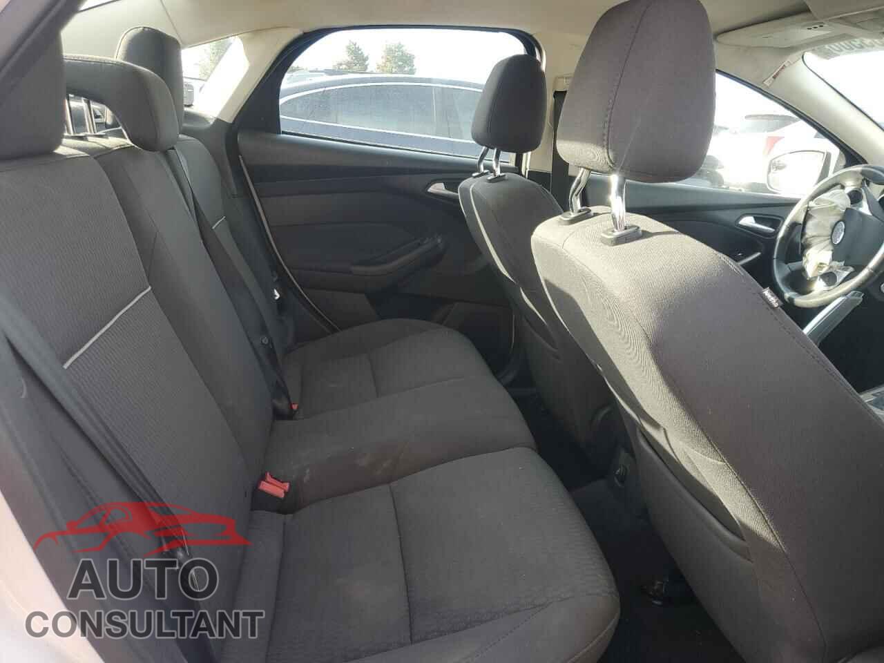 FORD FOCUS 2012 - 1FAHP3H21CL373871