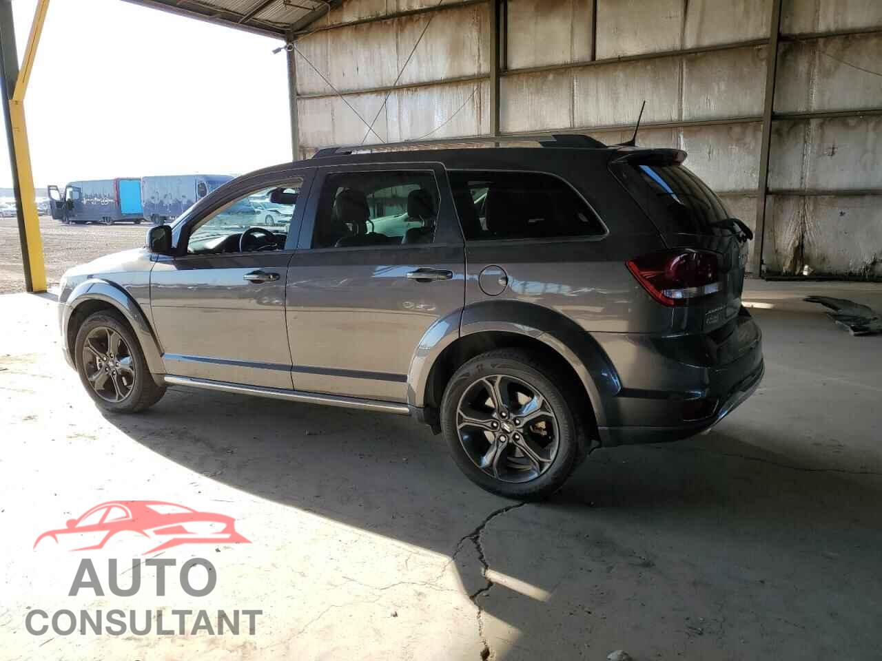 DODGE JOURNEY 2018 - 3C4PDCGG7JT525925