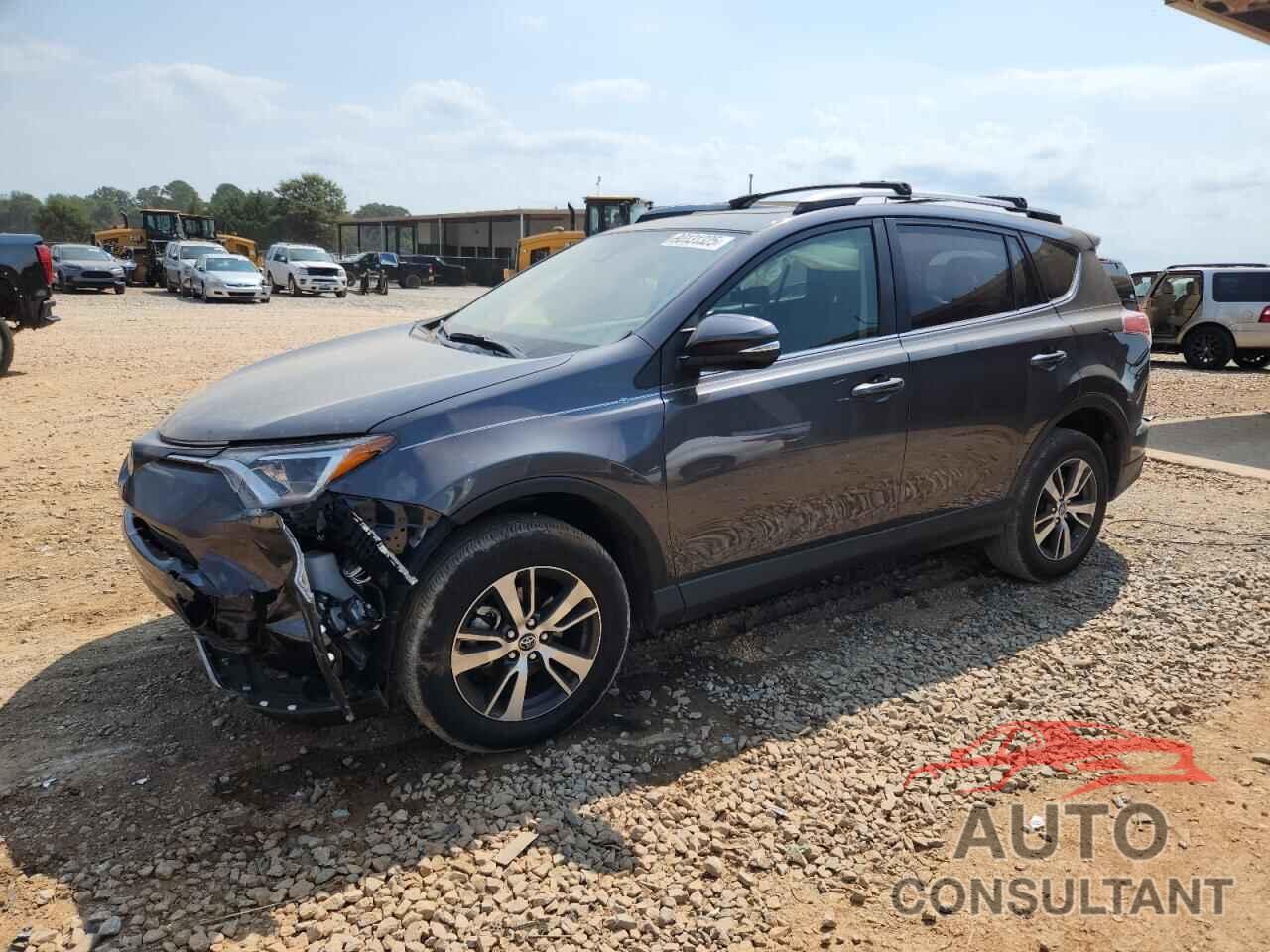 TOYOTA RAV4 2017 - JTMWFREV0HJ702357