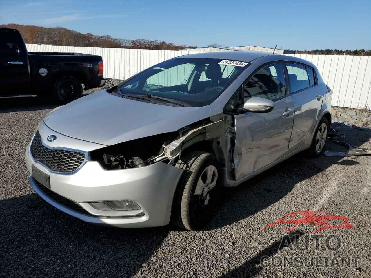 KIA FORTE 2016 - KNAFK5A85G5583729