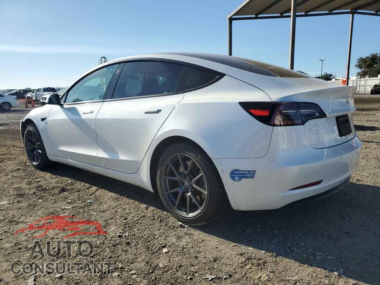 TESLA MODEL 3 2021 - 5YJ3E1EA7MF023112