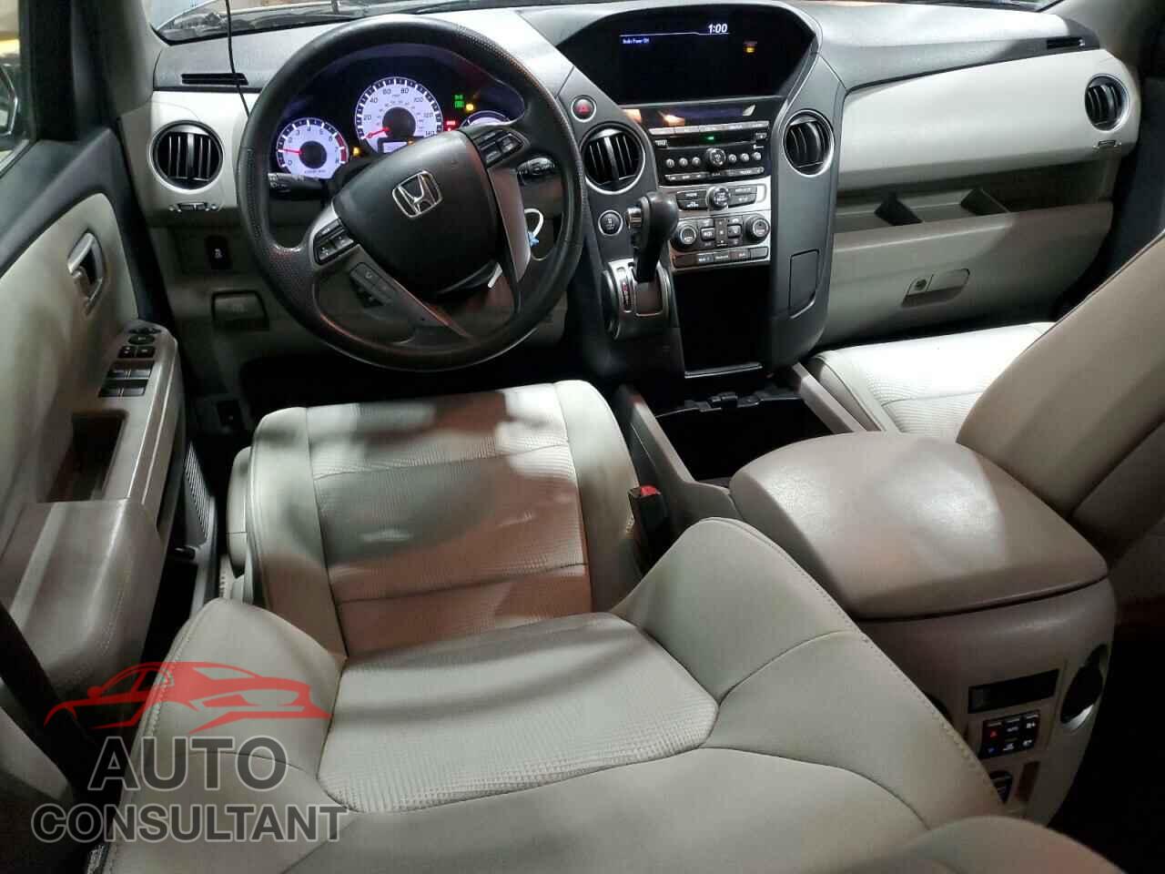 HONDA PILOT 2013 - 5FNYF4H23DB034682