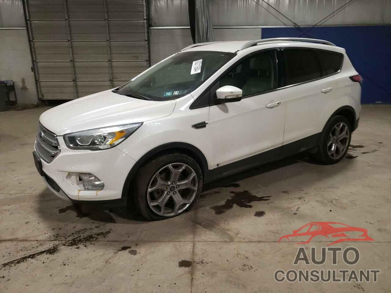 FORD ESCAPE 2017 - 1FMCU9J94HUA27009