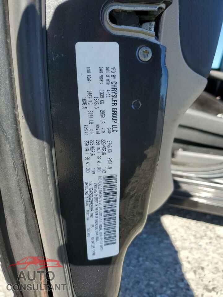 DODGE CARAVAN 2011 - 2D4RN3DG2BR682909