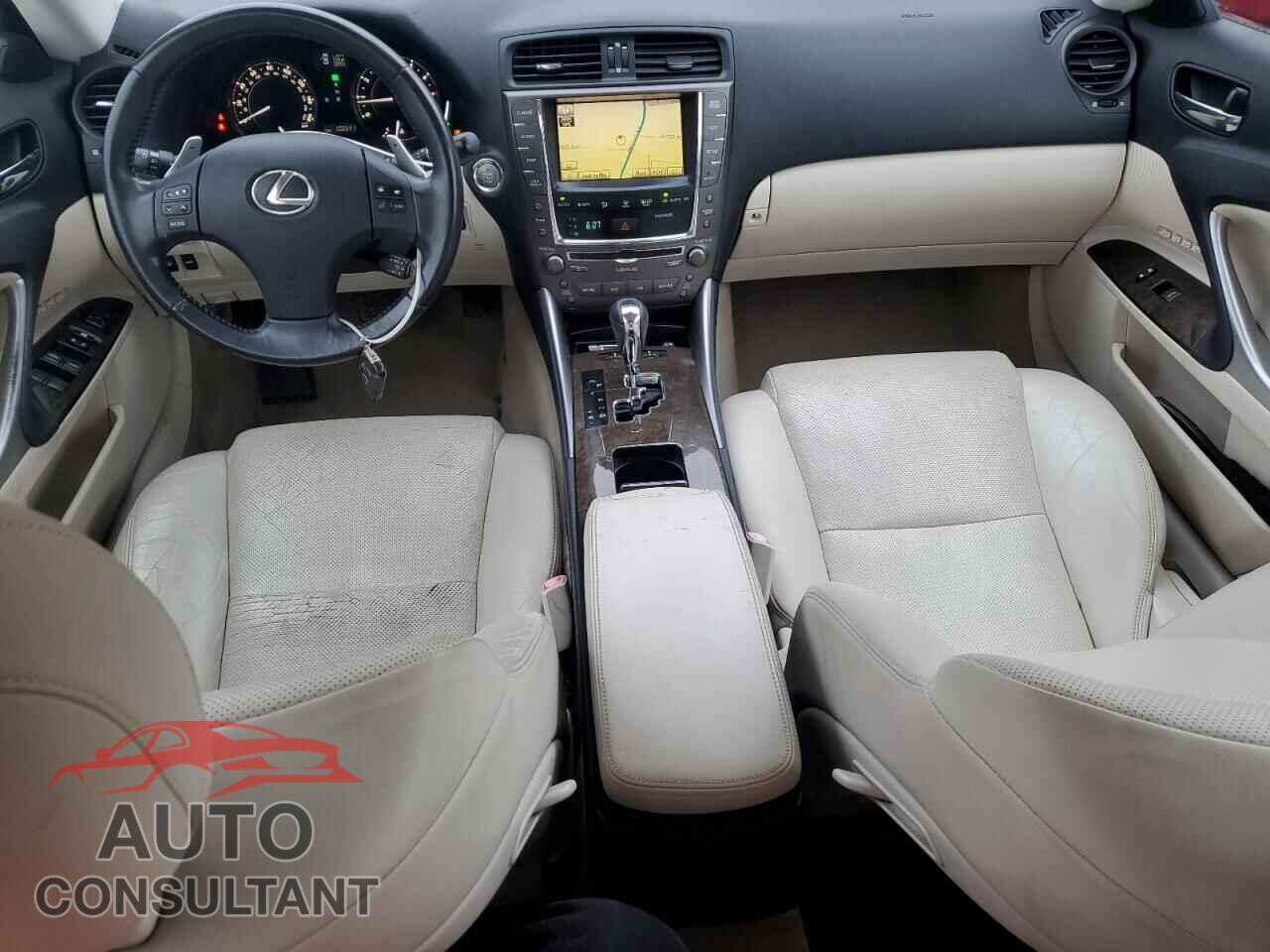 LEXUS IS 2010 - JTHFE2C26A2502004