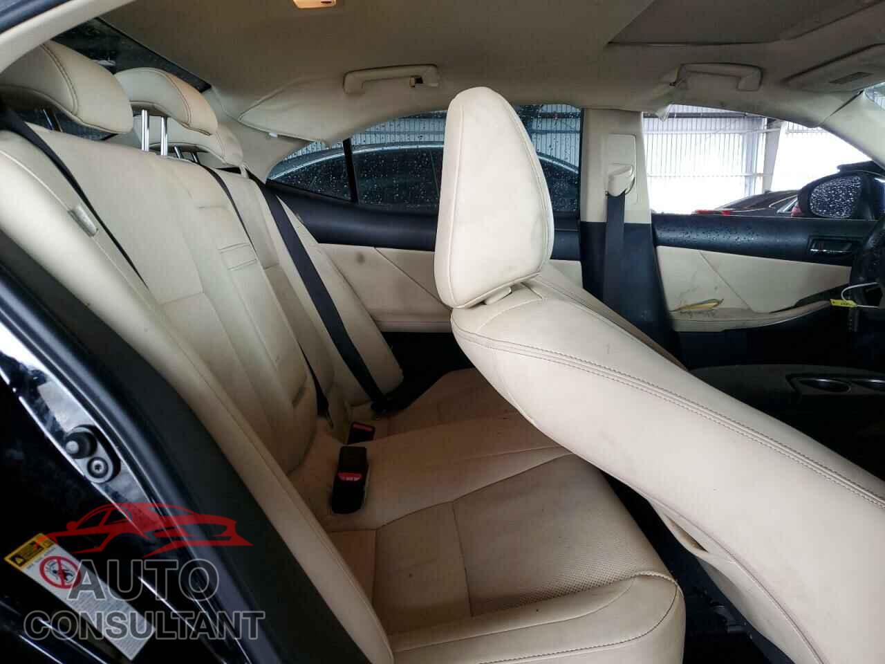 LEXUS IS 2016 - JTHBA1D2XG5014166