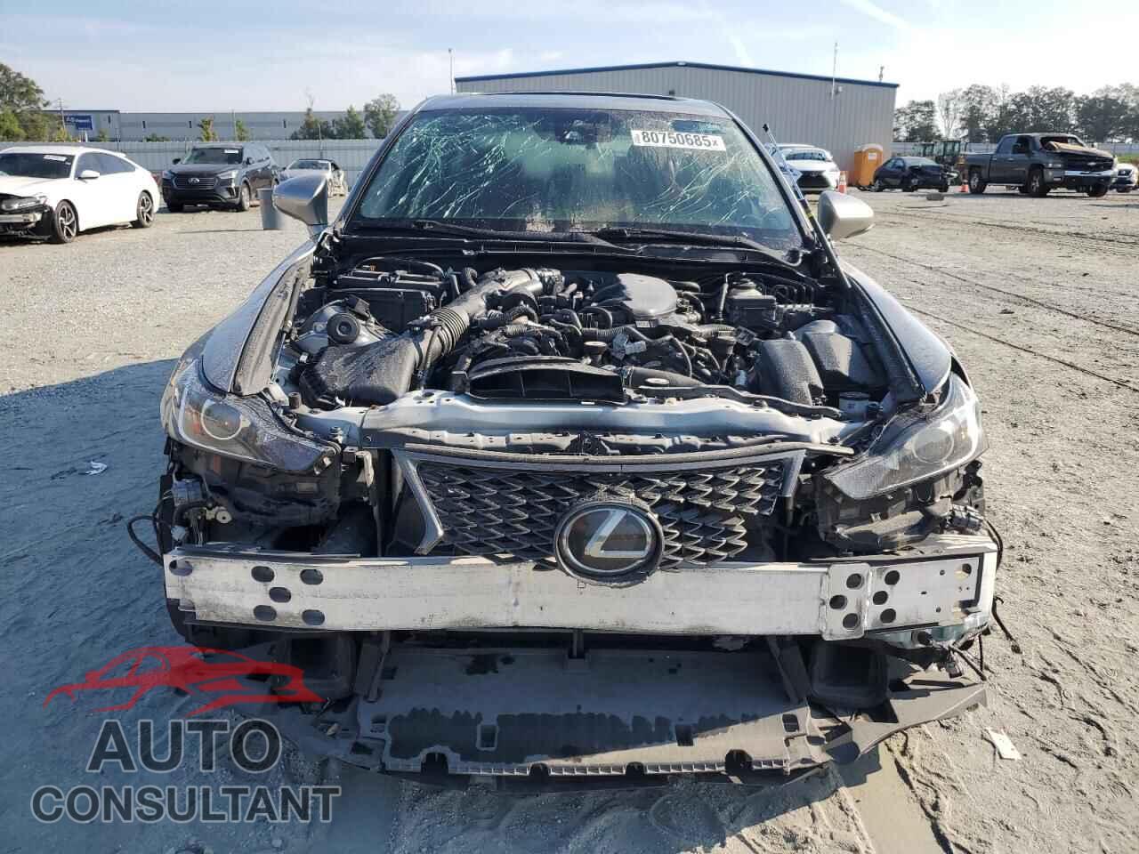 LEXUS IS 2018 - JTHC81D29J5032004