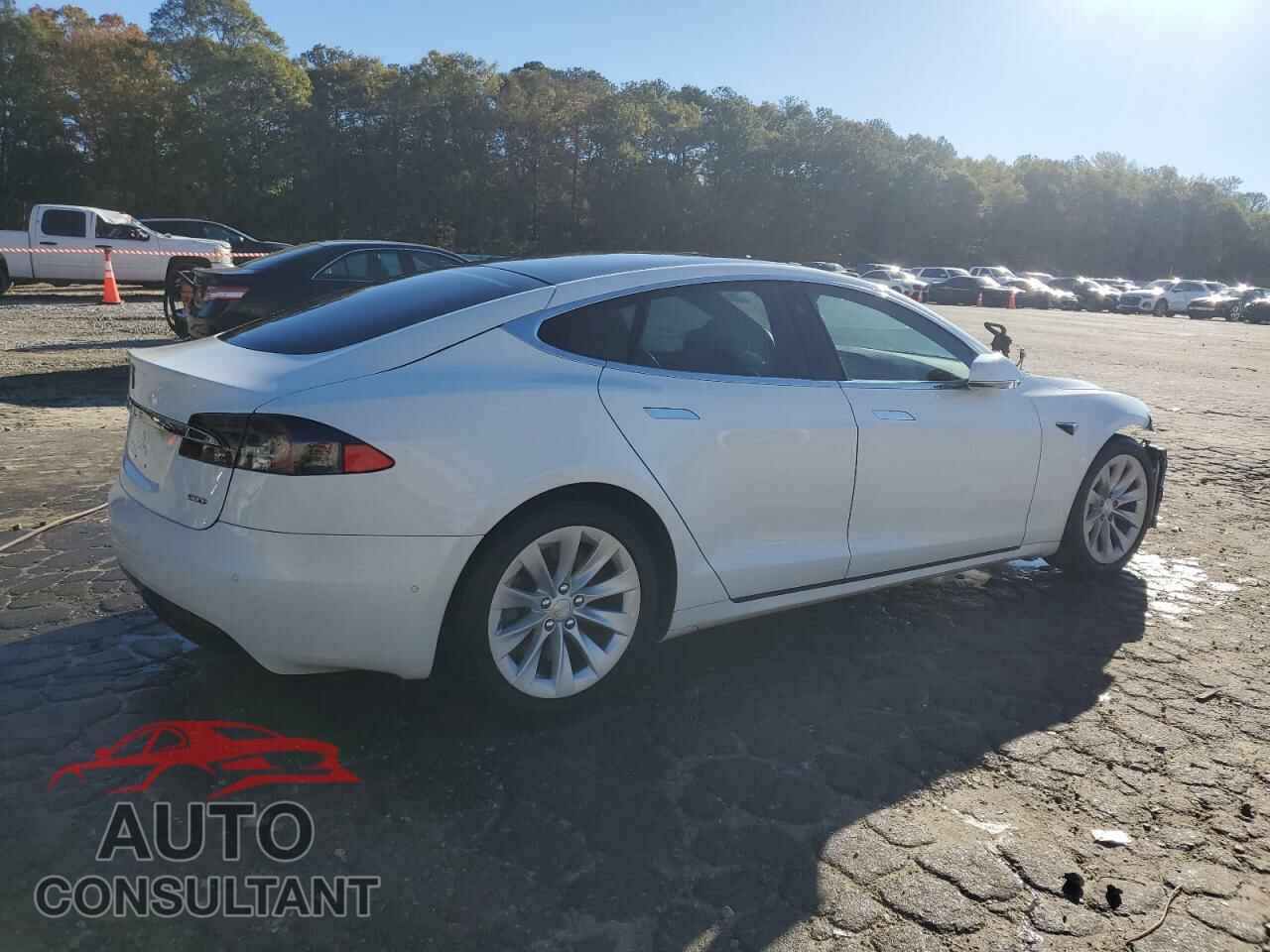 TESLA MODEL S 2017 - 5YJSA1E25HF198822
