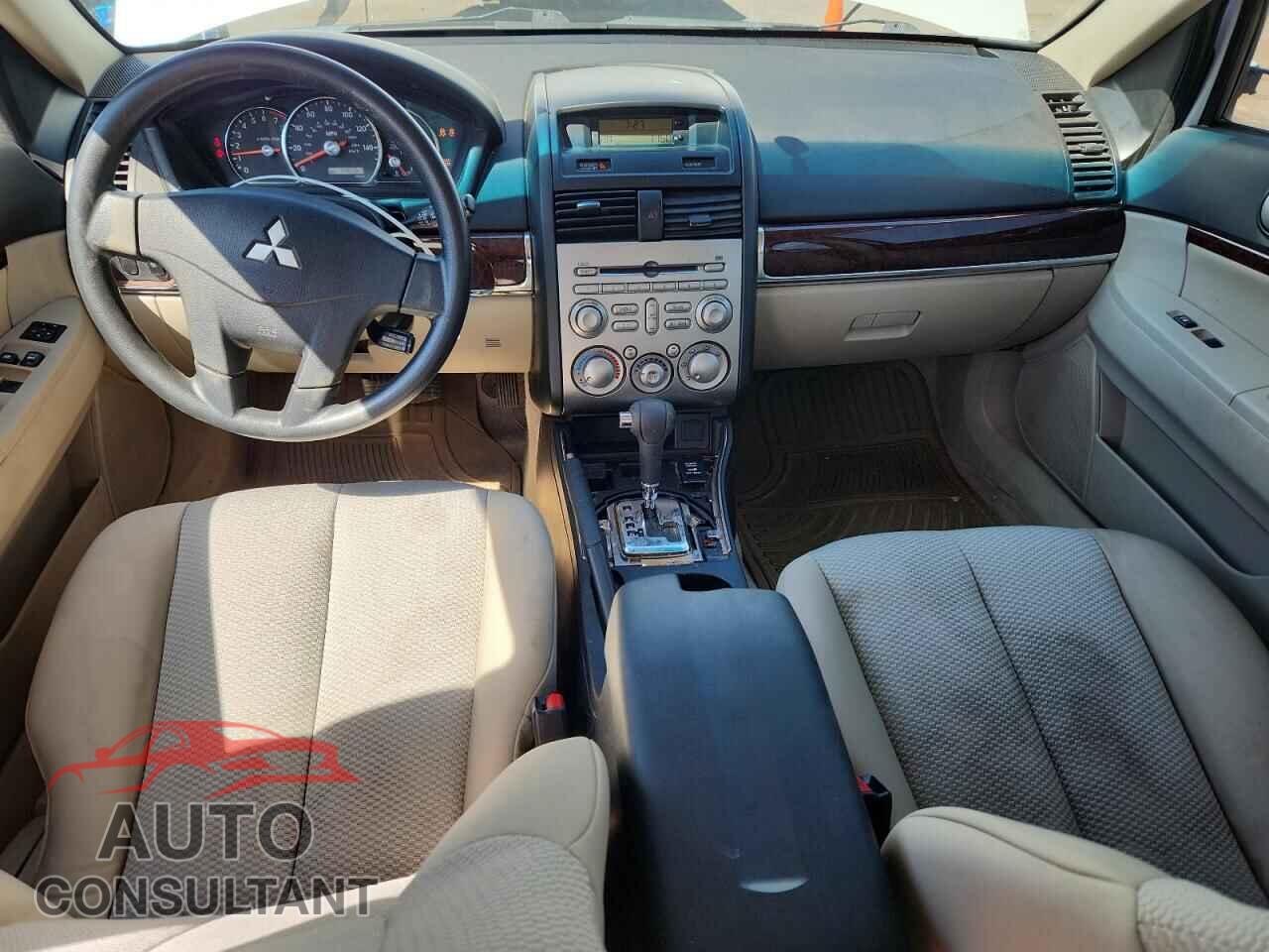 MITSUBISHI GALANT 2011 - 4A32B3FF1BE032507
