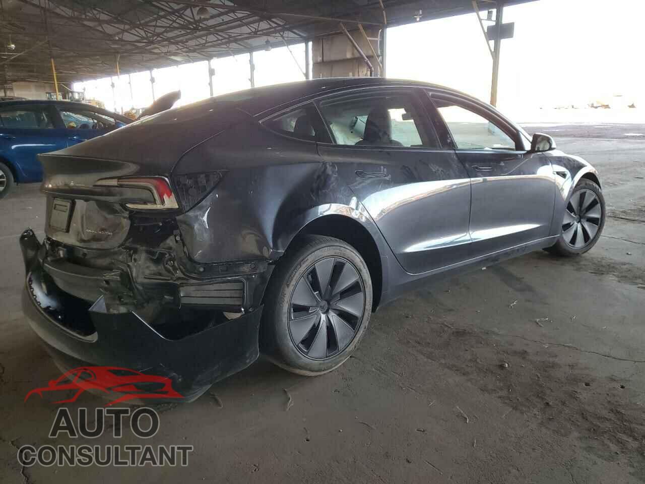 TESLA MODEL 3 2024 - 5YJ3E1EB3RF748447