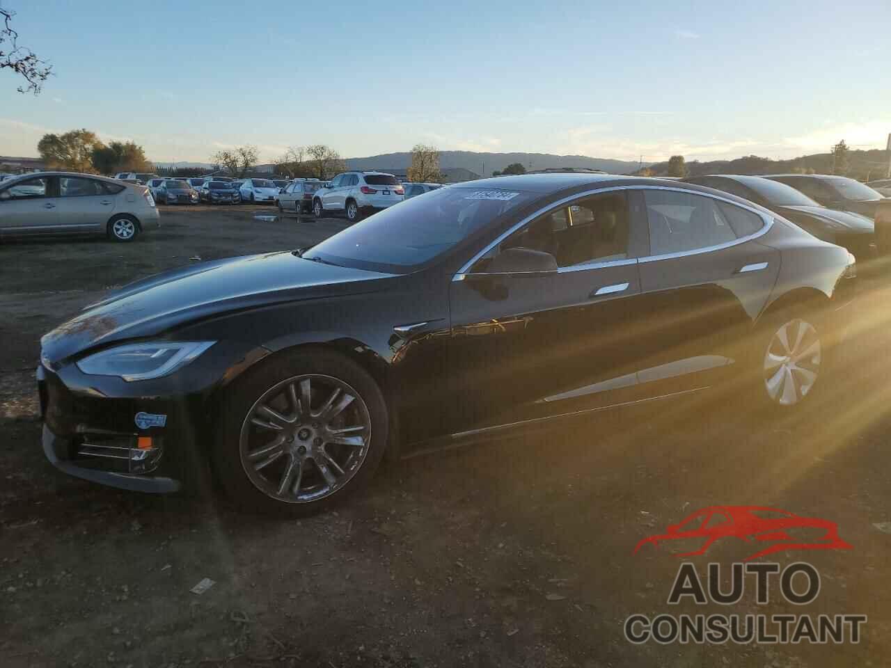 TESLA MODEL S 2021 - 5YJSA1E2XMF425237