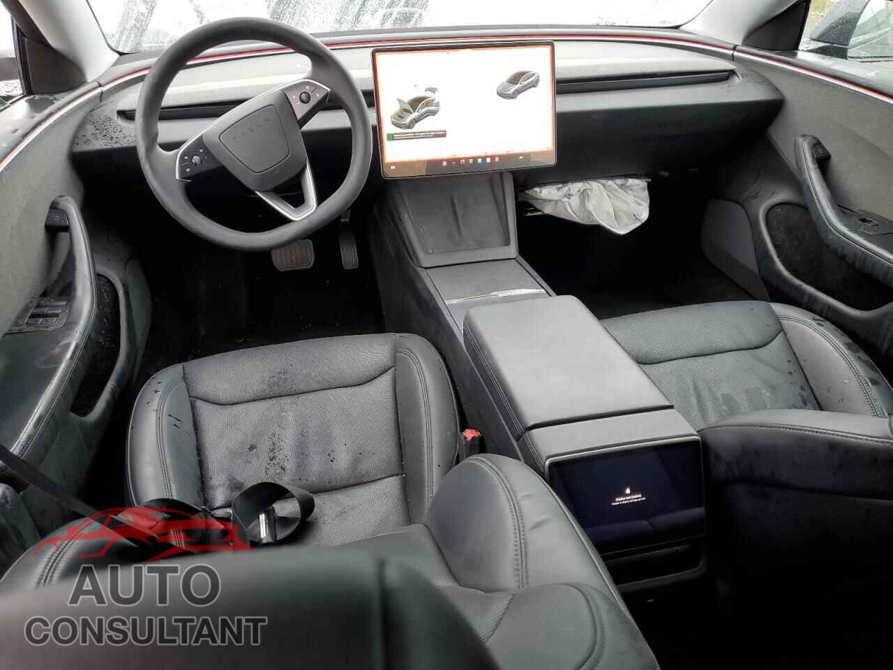 TESLA MODEL 3 2024 - 5YJ3E1EA0RF771045