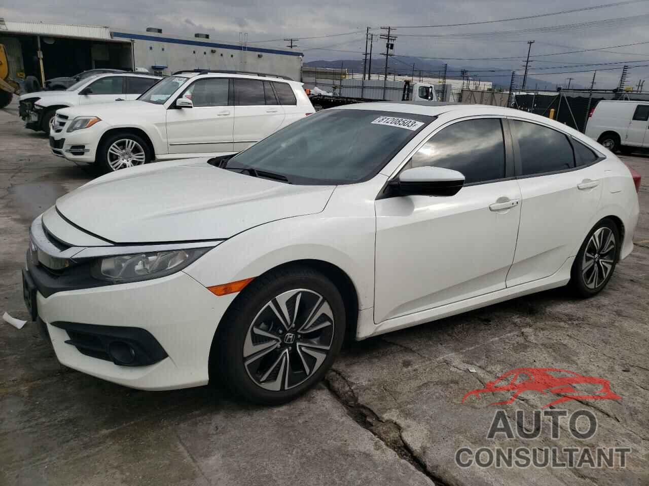 HONDA CIVIC 2018 - 2HGFC1F33JH641098