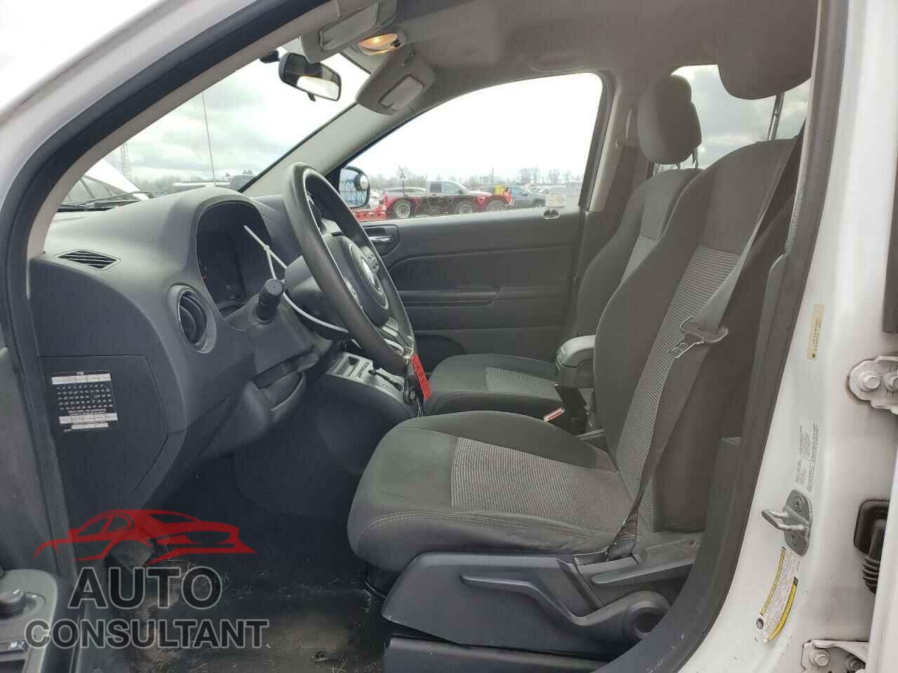 JEEP COMPASS 2011 - 1J4NF4FB4BD235303