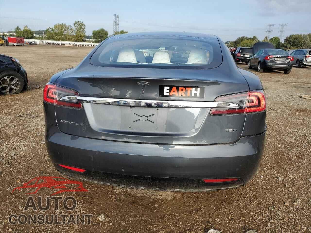 TESLA MODEL S 2017 - 5YJSA1E24HF210846