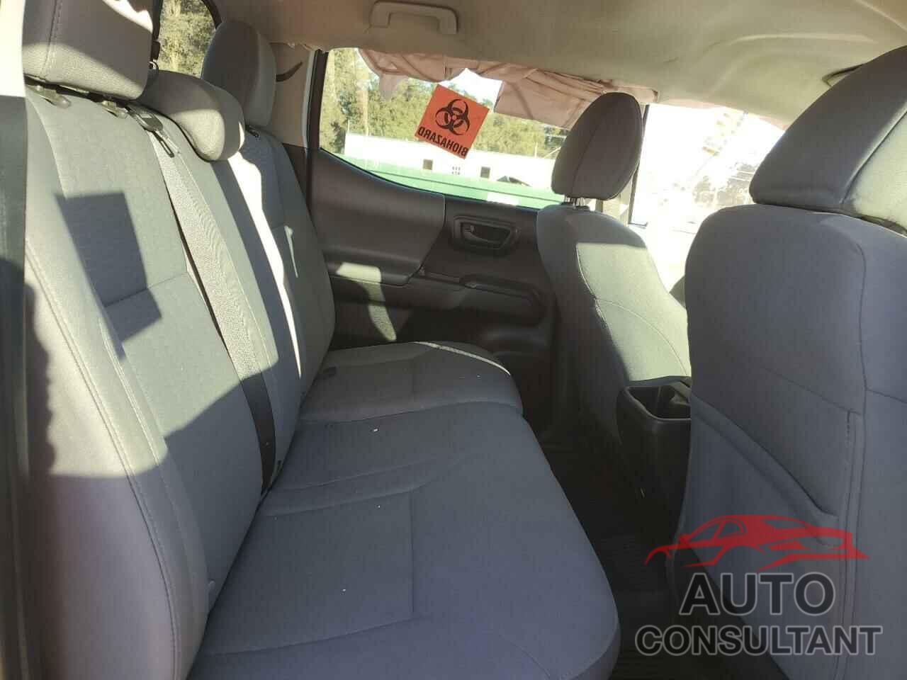 TOYOTA TACOMA 2018 - 5TFAX5GN7JX131773