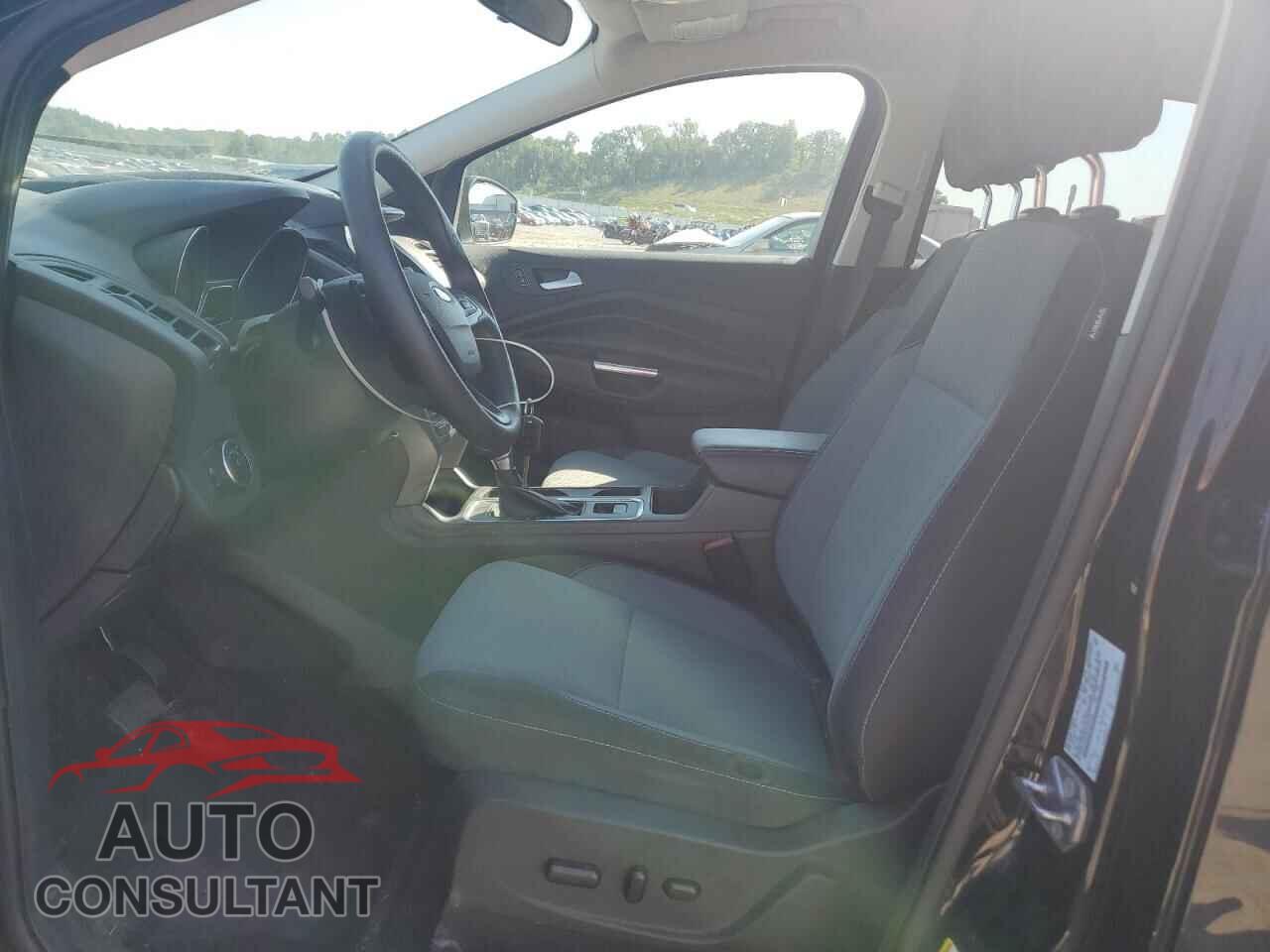 FORD ESCAPE 2017 - 1FMCU9GD4HUA22050