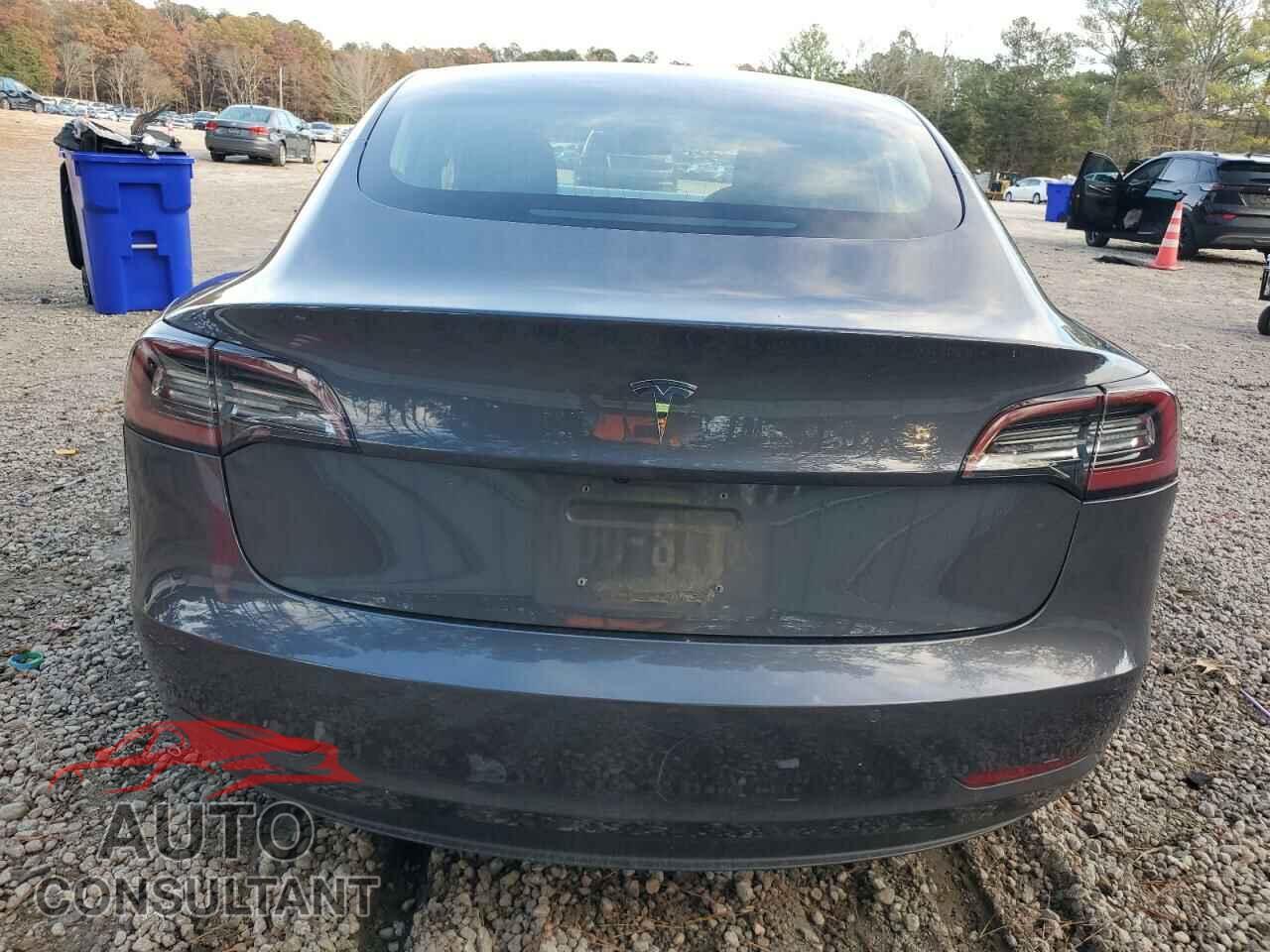 TESLA MODEL 3 2018 - 5YJ3E1EA3JF157644
