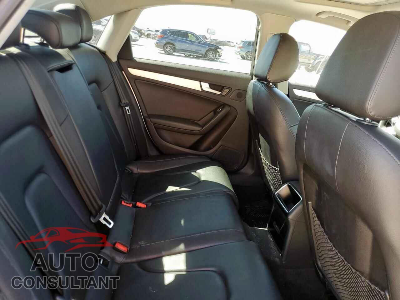 AUDI A4 2013 - WAUDFAFL7DN045238