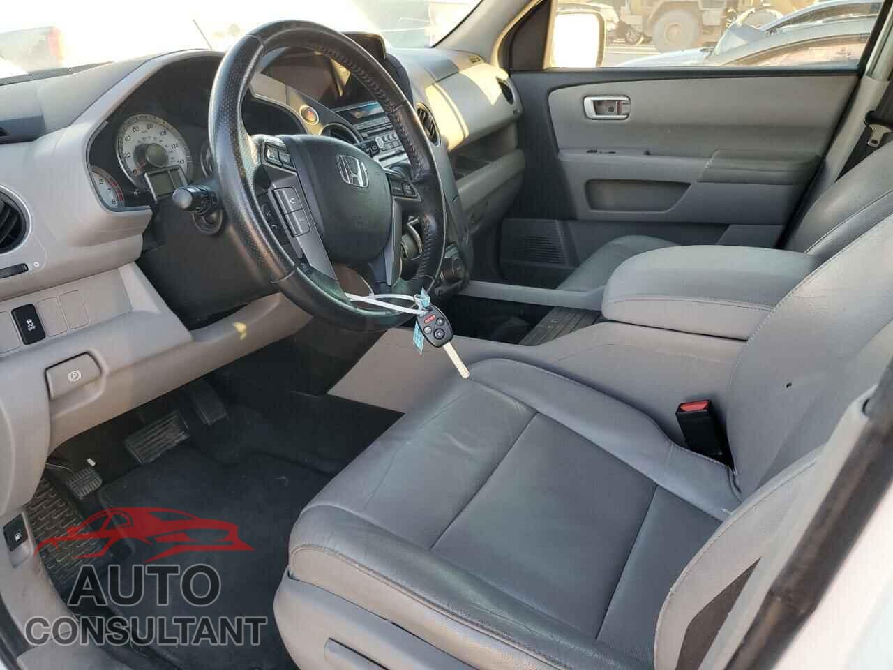 HONDA PILOT 2012 - 5FNYF3H65CB003896