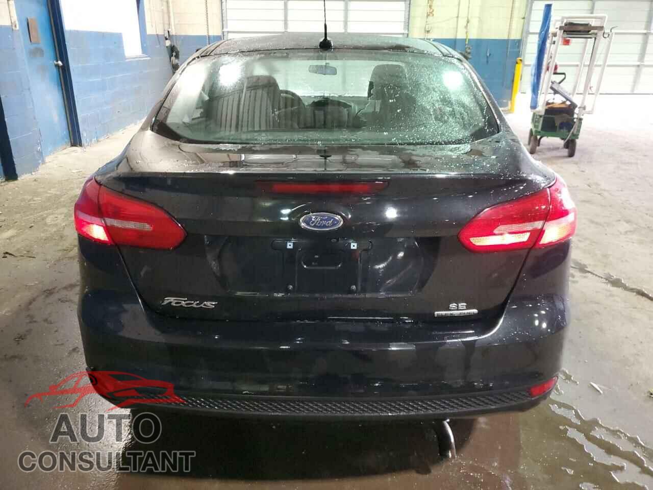 FORD FOCUS 2015 - 1FADP3F28FL218403