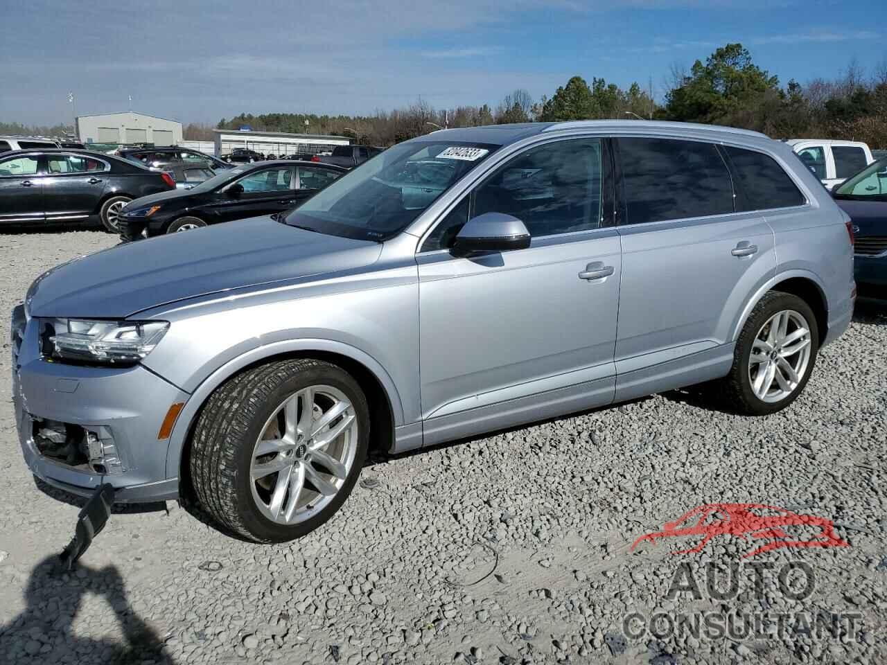 AUDI Q7 2018 - WA1VAAF79JD054690