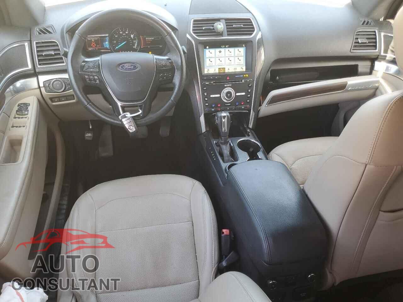 FORD EXPLORER 2018 - 1FM5K7F86JGB74360