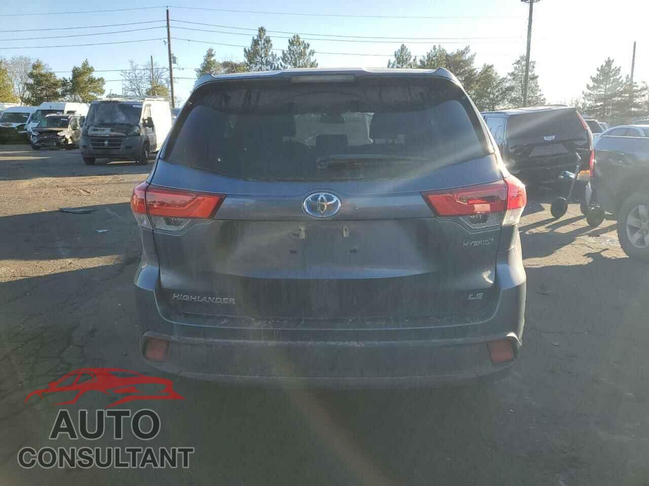TOYOTA HIGHLANDER 2019 - 5TDBGRFH5KS072916