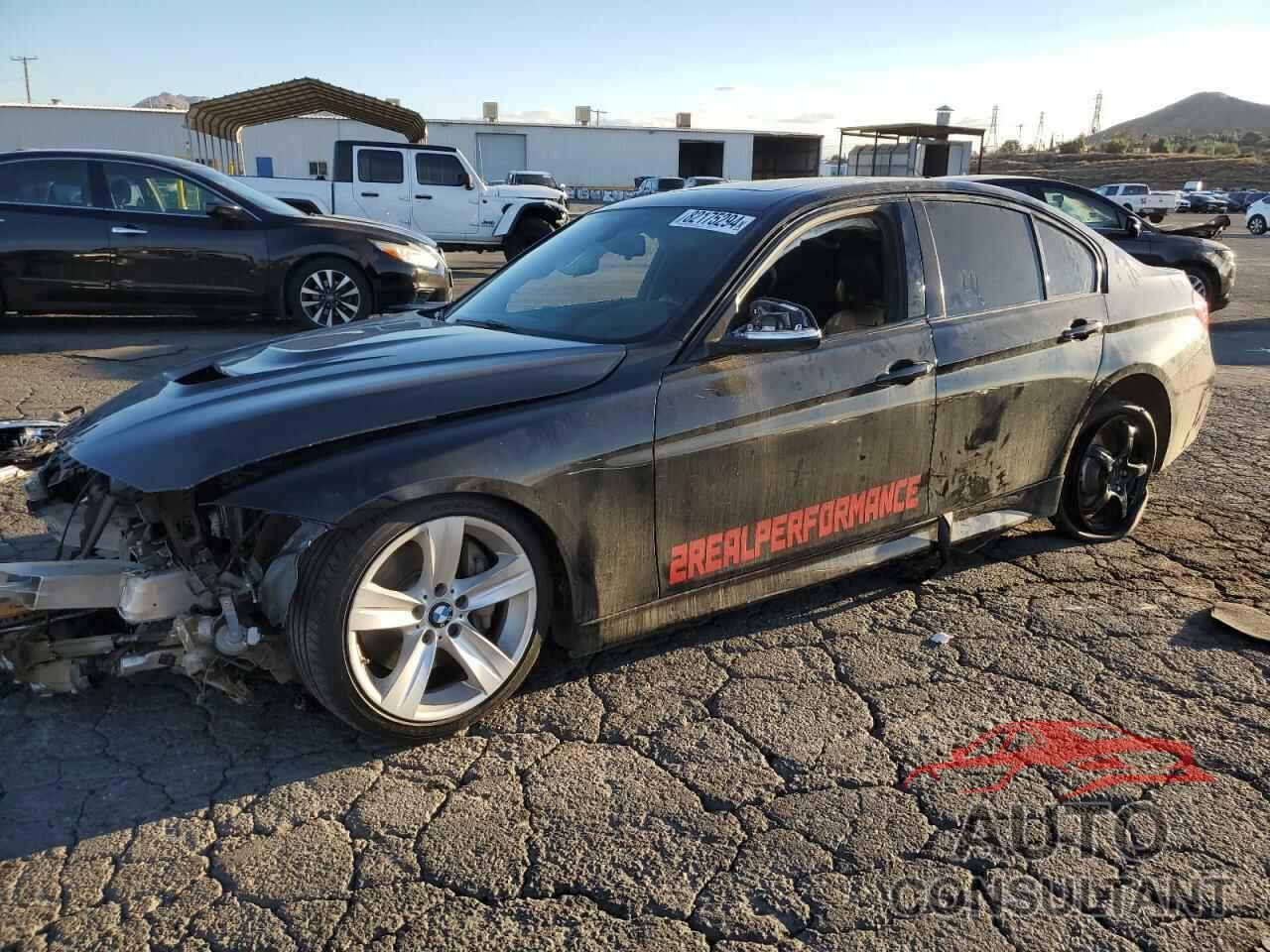 BMW 3 SERIES 2017 - WBA8B3C37HK777633