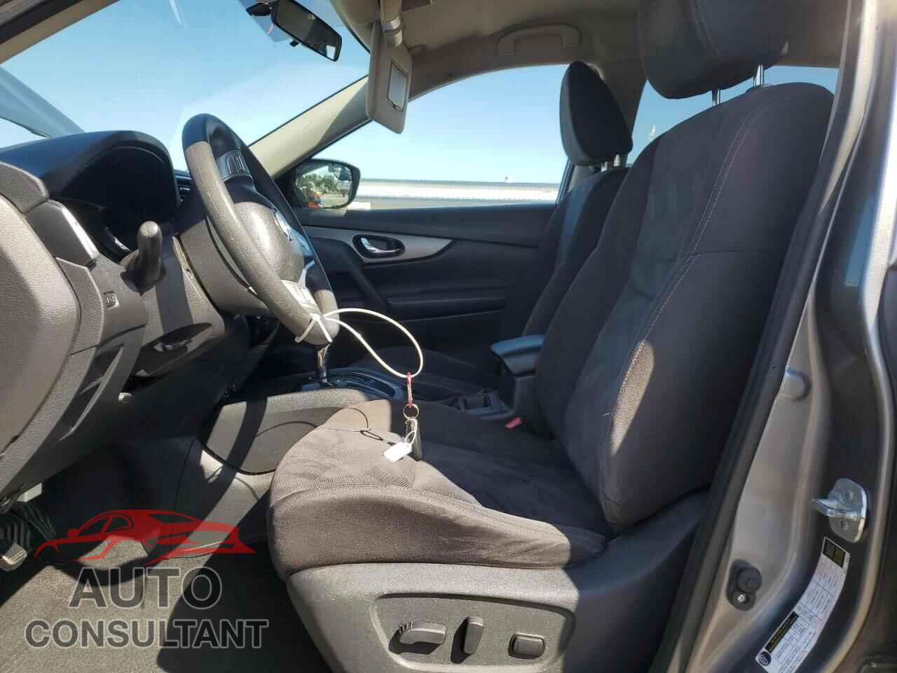NISSAN ROGUE 2015 - KNMAT2MT4FP510184