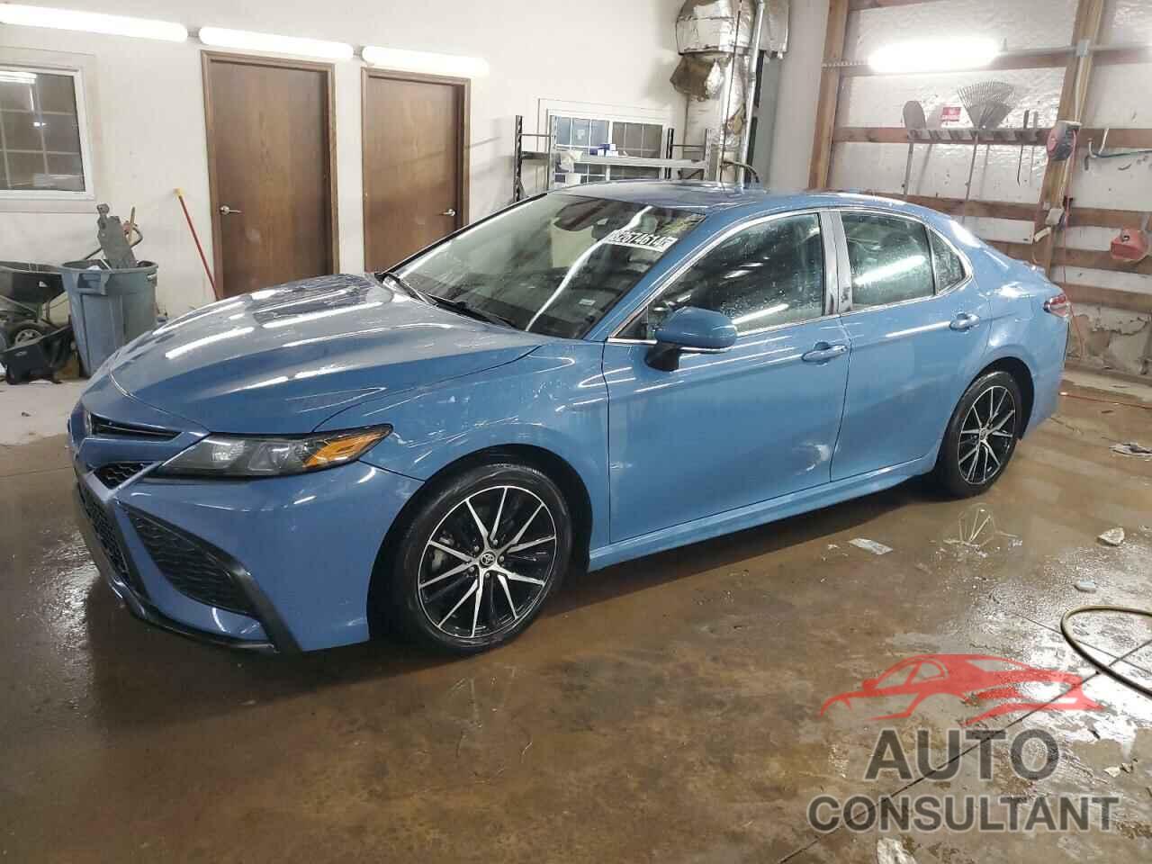 TOYOTA CAMRY 2023 - 4T1G11AK4PU188523