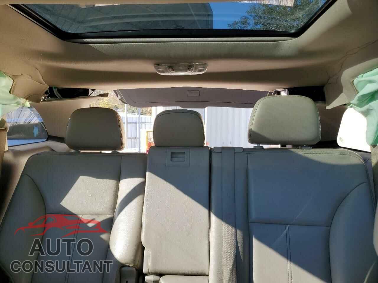 FORD EDGE 2013 - 2FMDK3J93DBC10537