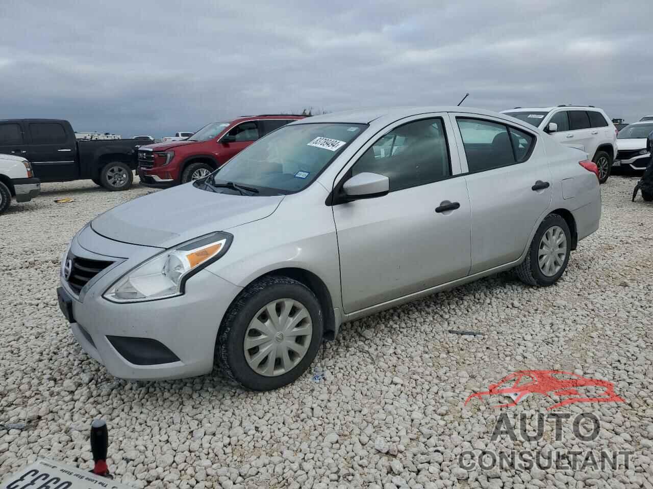 NISSAN VERSA 2017 - 3N1CN7AP5HL899913
