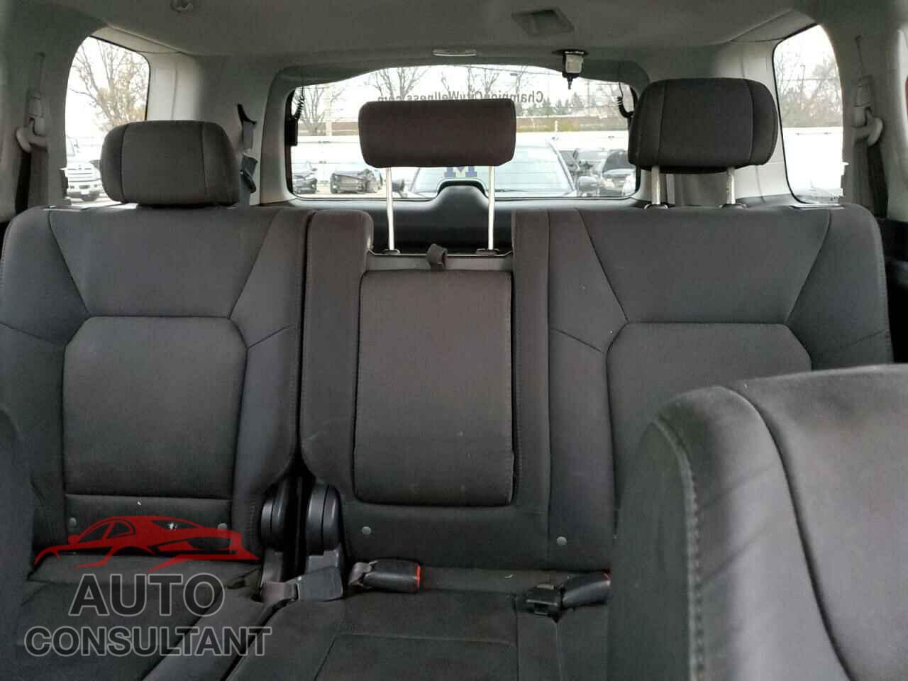 HONDA PILOT 2011 - 5FNYF4H27BB088452