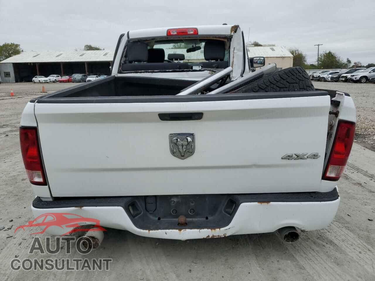 DODGE RAM 1500 2012 - 1C6RD7FTXCS304524