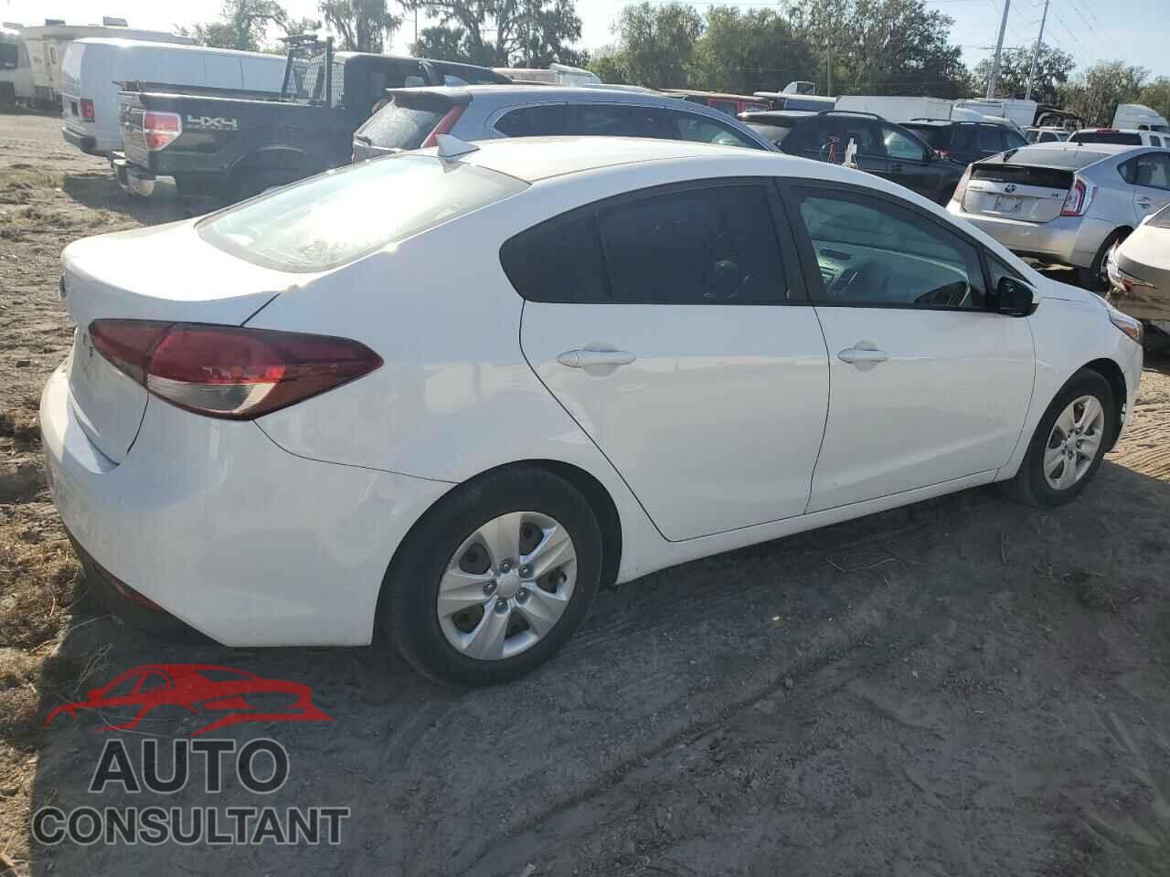 KIA FORTE 2017 - 3KPFK4A7XHE044355