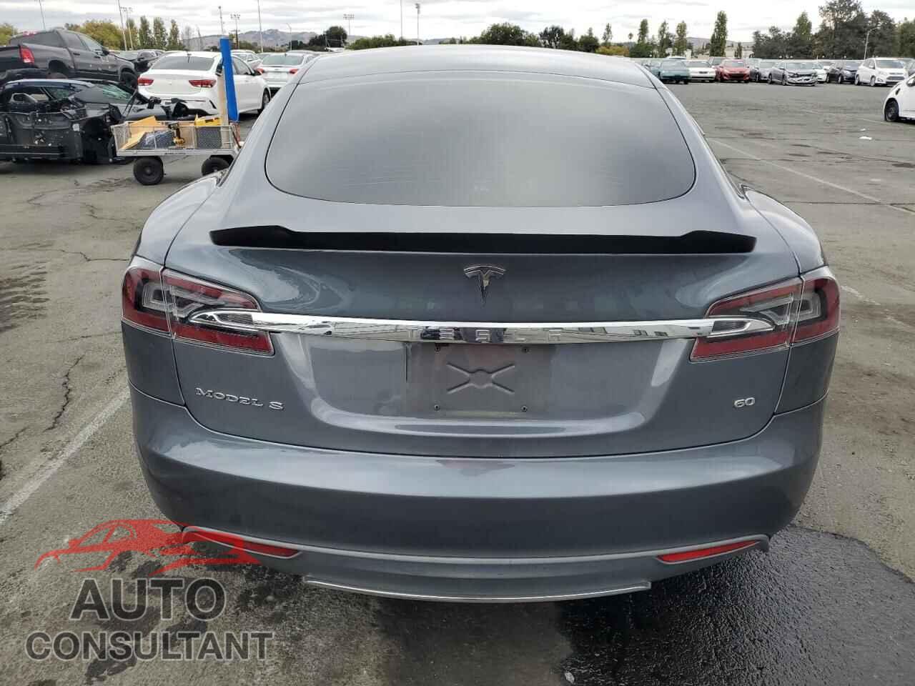 TESLA MODEL S 2013 - 5YJSA1CG7DFP16096