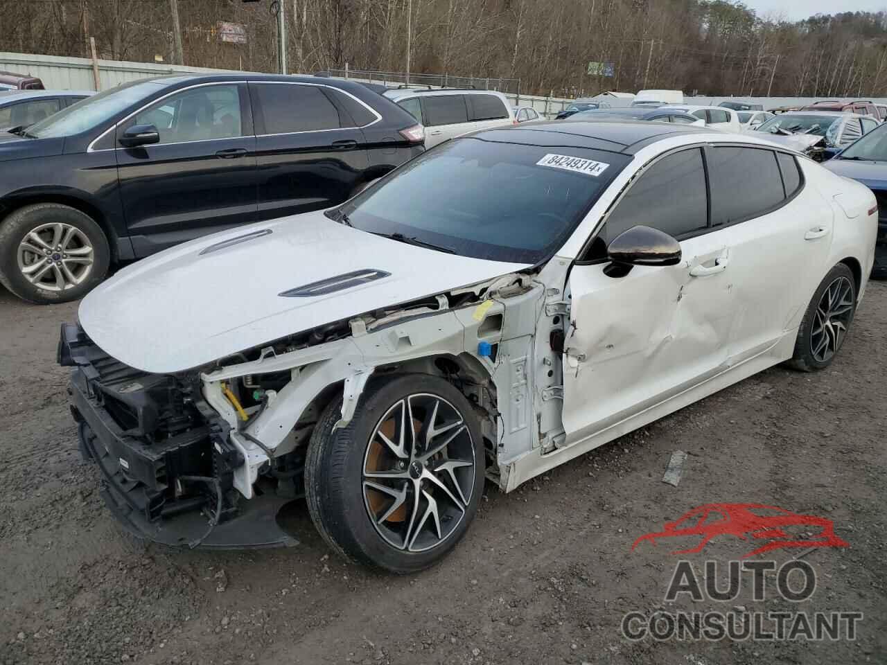 KIA STINGER 2022 - KNAE35LD0N6104241