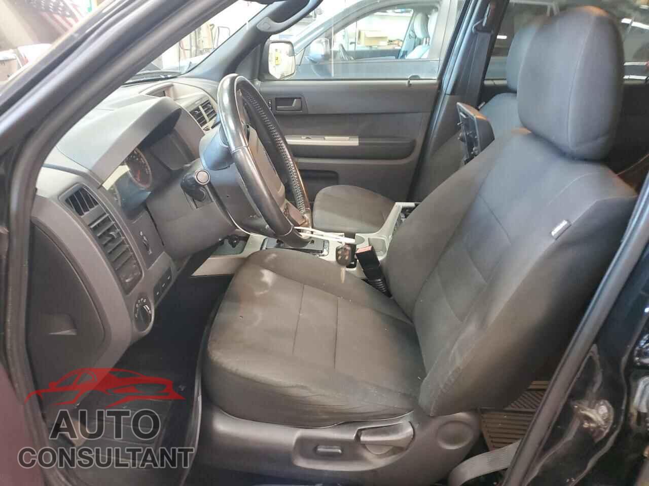 FORD ESCAPE 2011 - 1FMCU9DG7BKB53717