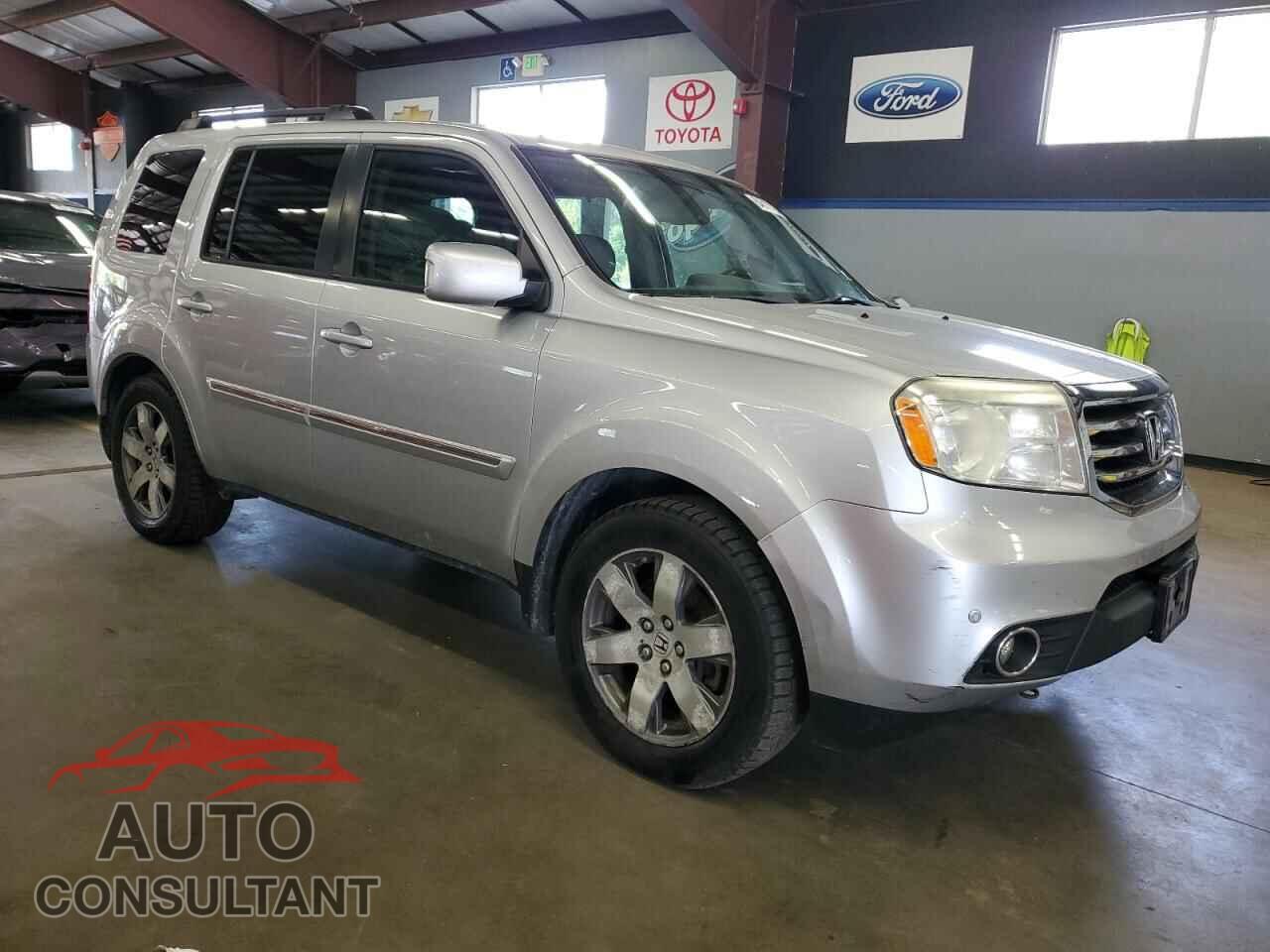 HONDA PILOT 2014 - 5FNYF4H94EB053465