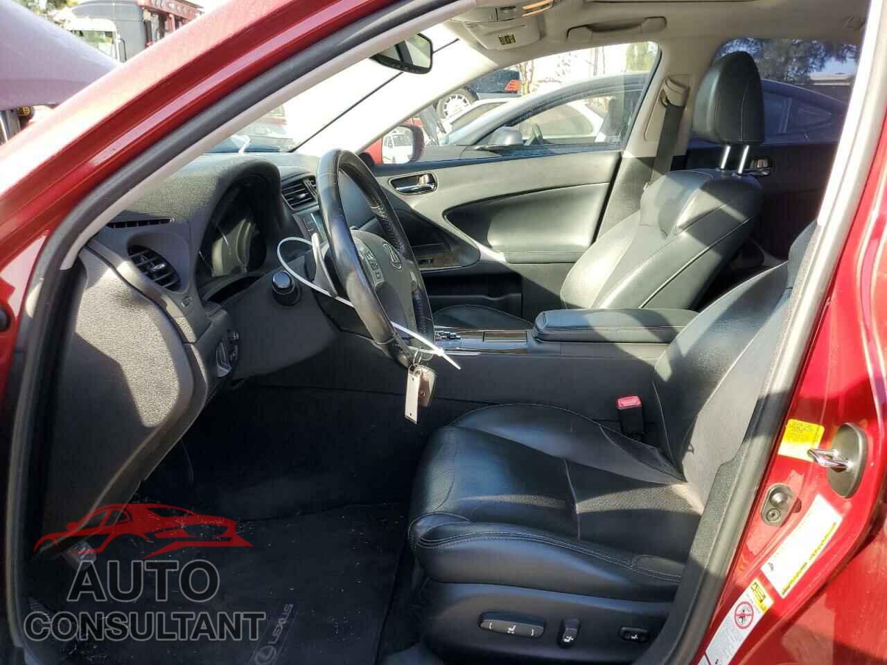 LEXUS IS 2011 - JTHBF5C28B5153585
