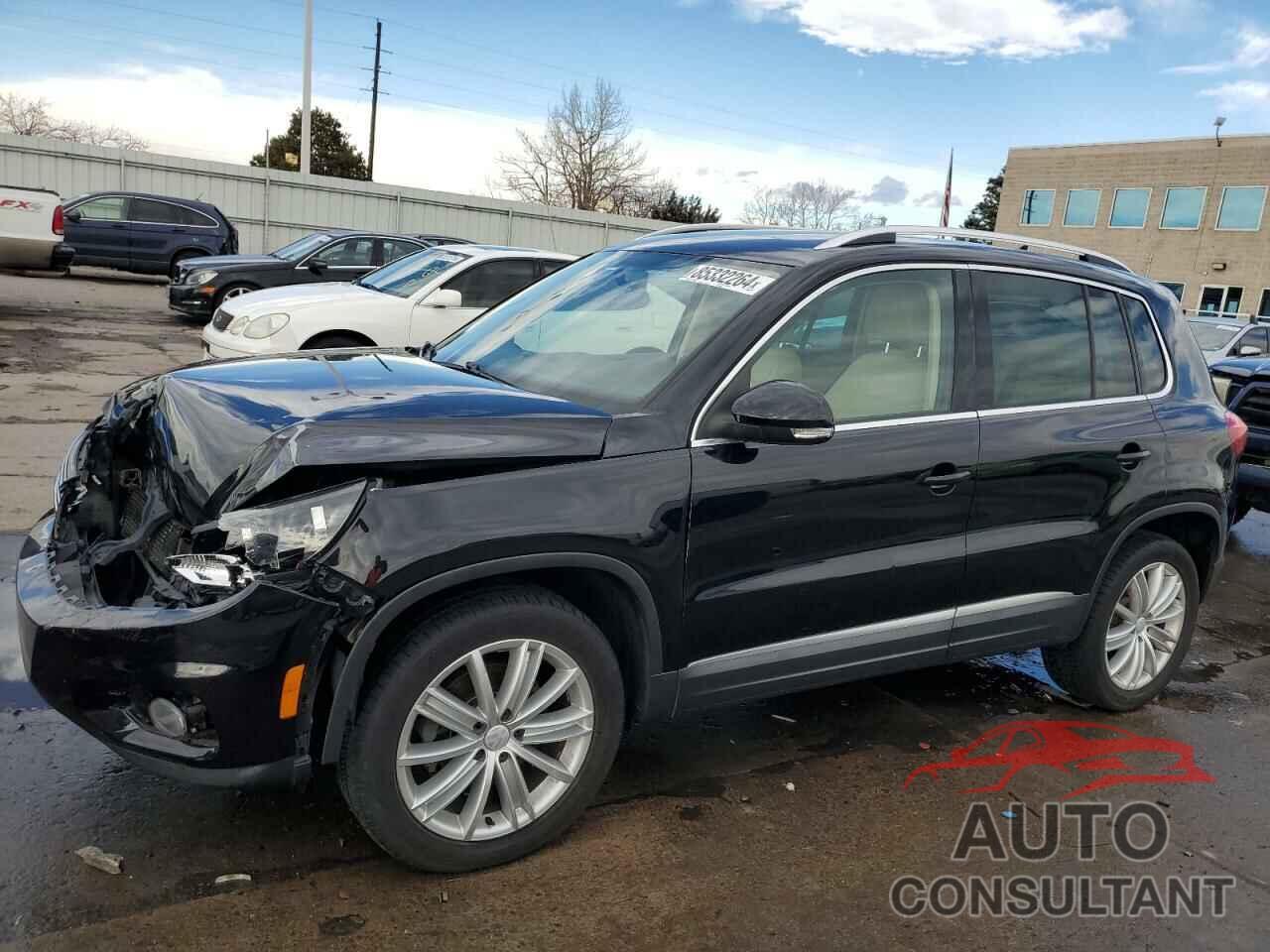 VOLKSWAGEN TIGUAN 2013 - WVGBV7AX8DW508939